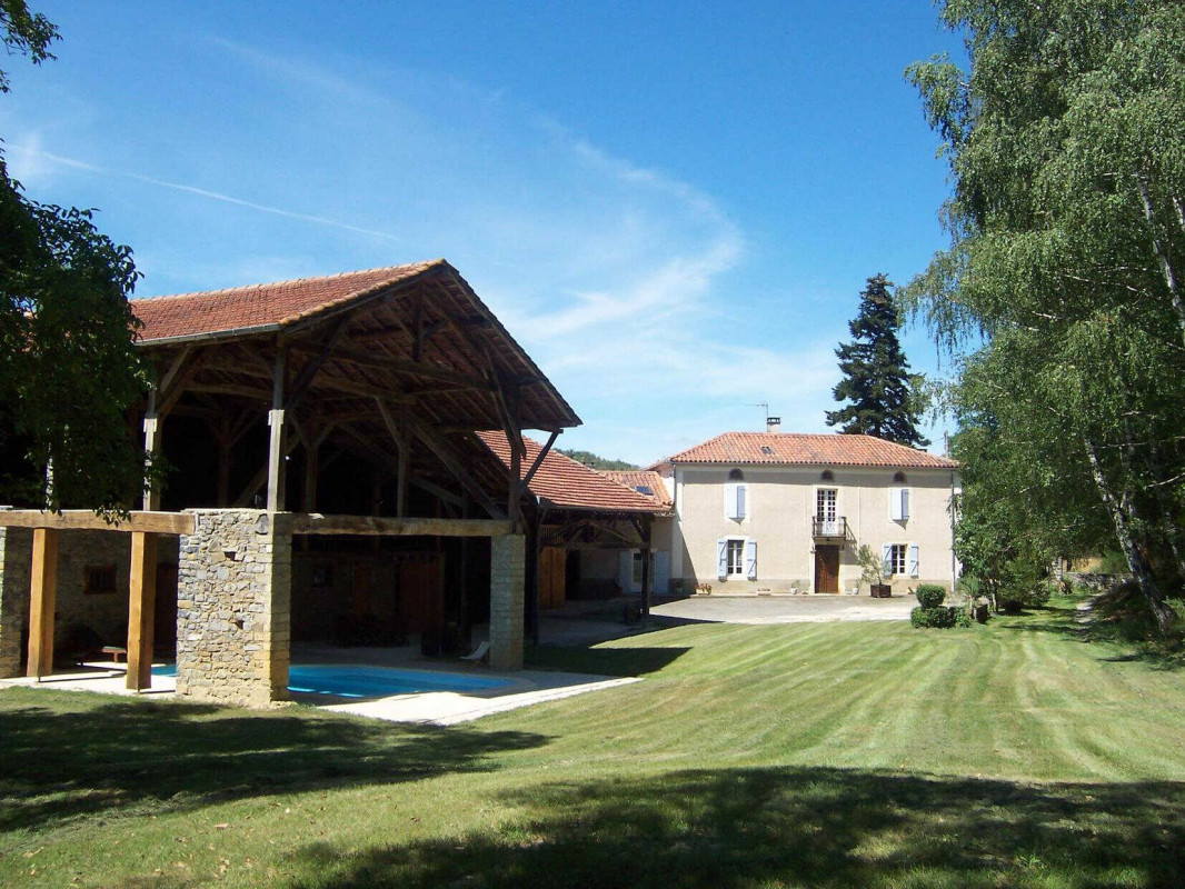 photo 0
