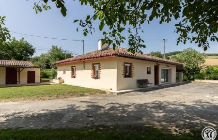 G&icirc;te n&deg;31G101767 Le Cast&eacute;ra - Haute-Garonne - photo