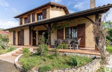 G&icirc;te n&deg;31G101812 Rieucaz&eacute; - Haute-Garonne - photo