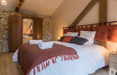 Chambre d'h&ocirc;tes n&deg;31G301726 Rieucaz&eacute; - Haute-Garonne - chambres-d-hotes-rieucaze-maiosn-des-hautins-exploitation-agricole-guillaumette