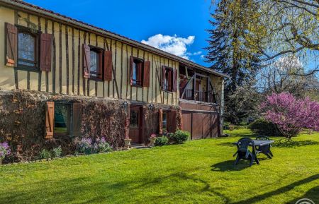Gîte_Au_Village_Izaut_de_l'Hôtel_Façade Gîte n°31G100509 Izaut-de-l'Hôtel - Haute-Garonne - Gîte_Au_Village_Izaut_de_l'Hôtel_Façade